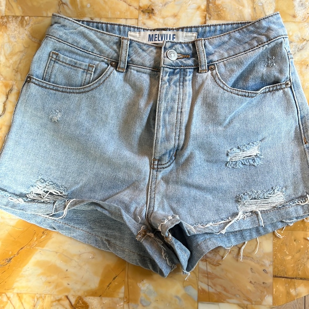 Melville jean shorts size 27